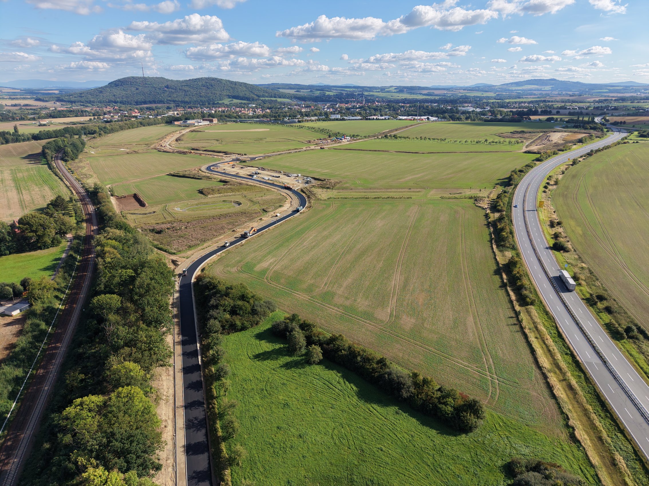 5.000 Tonnen Asphalt für das neue Industriegebiet Löbau